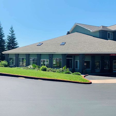Surestay Plus Hotel By Best Western Redding Zewnętrze zdjęcie