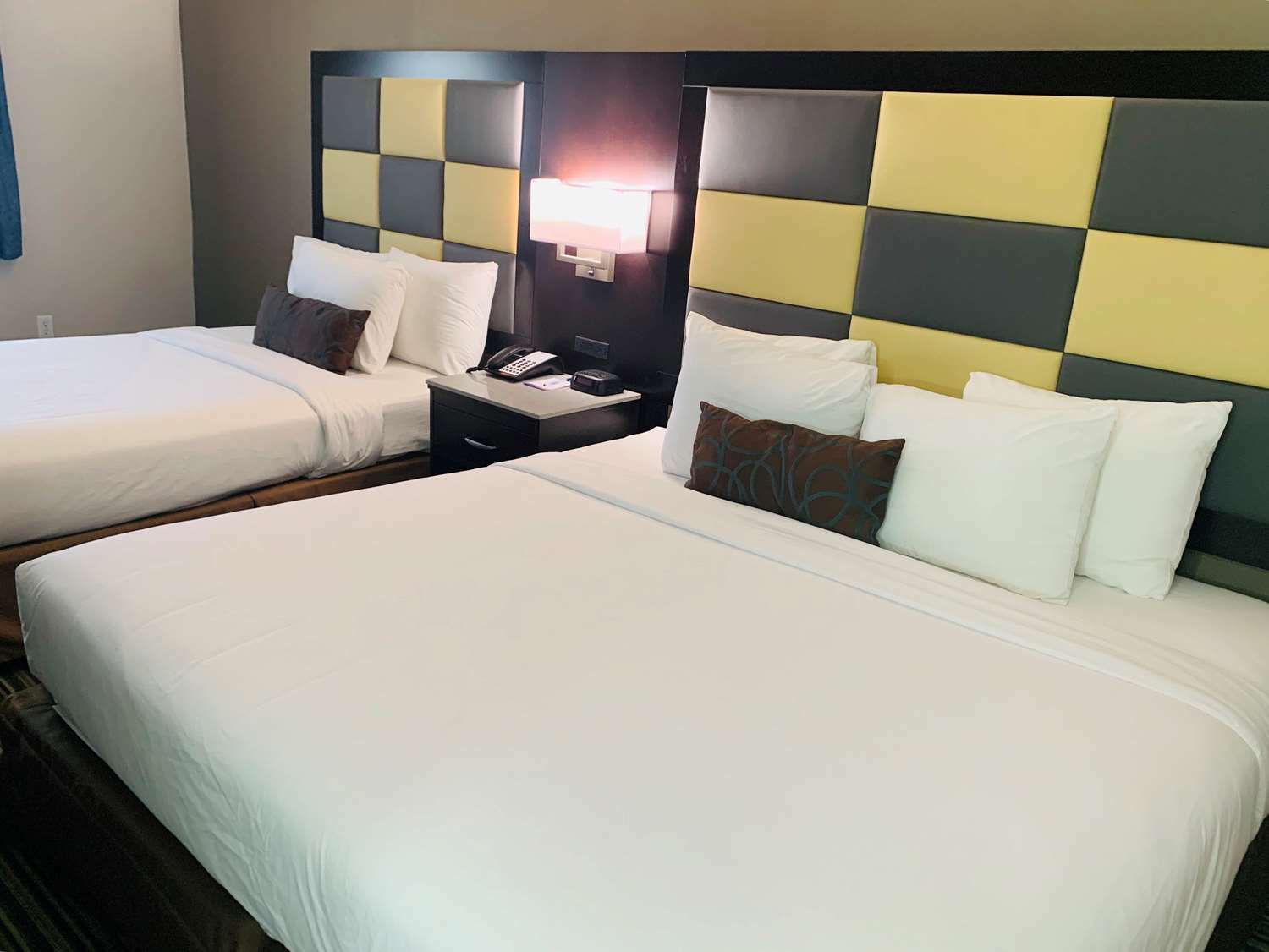 Surestay Plus Hotel By Best Western Redding Pokój zdjęcie