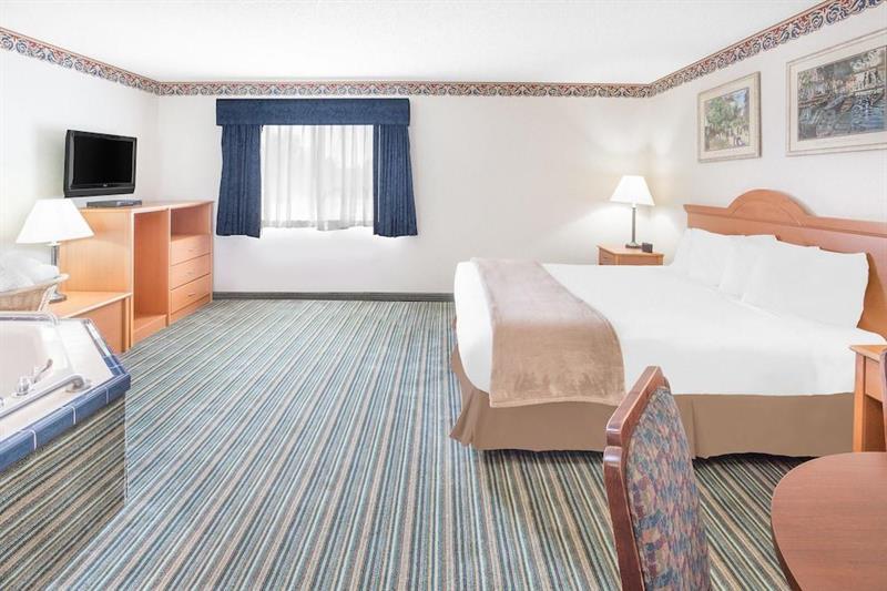 Surestay Plus Hotel By Best Western Redding Zewnętrze zdjęcie